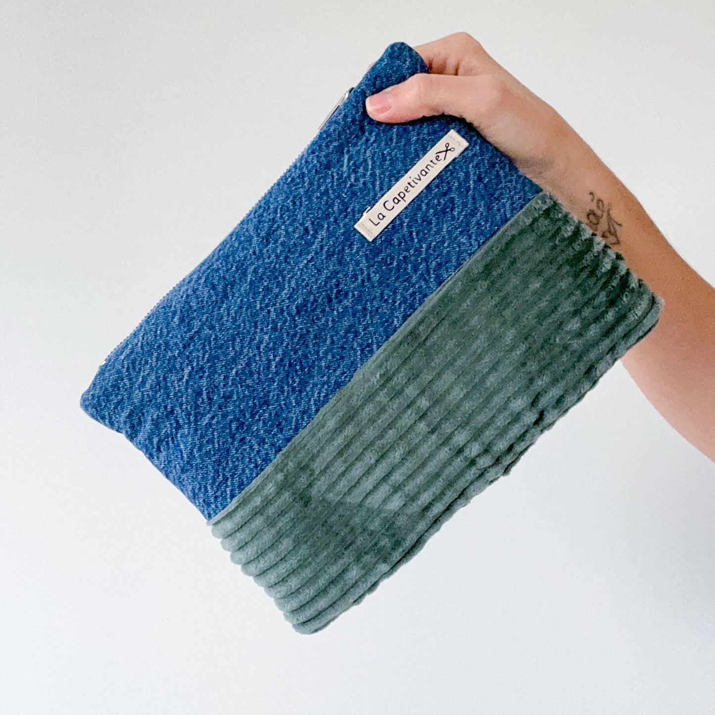 Trousse plate matelassée