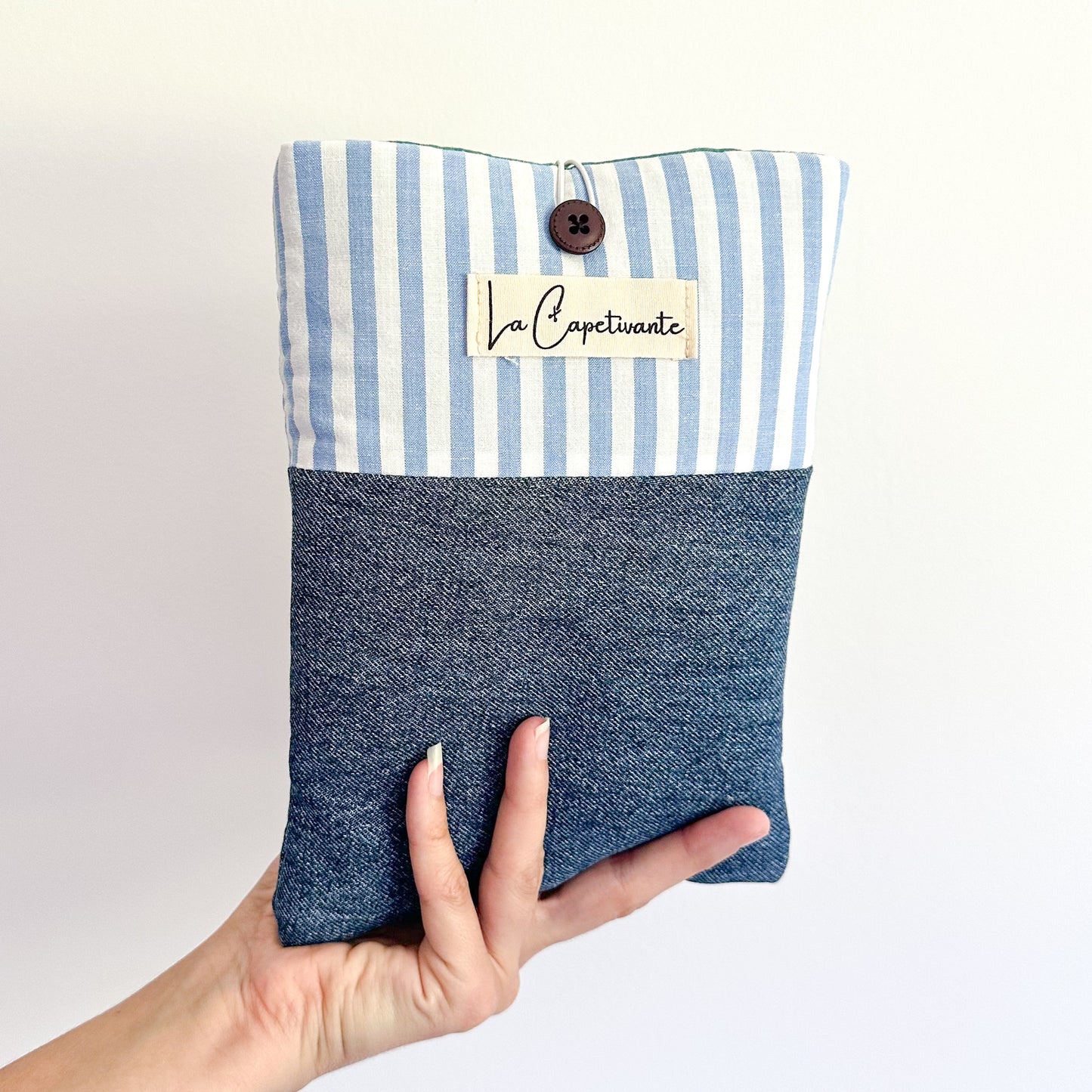 Chaussette à livre - Protection matelassée en jean upcyclé